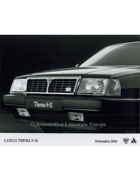 1986 LANCIA THEMA 8.32 PRESSEMAPPE ENGLISCH