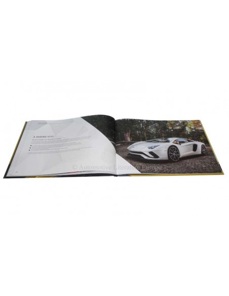 2017 LAMBORGHINI AVENTADOR S HARDCOVER PROSPEKT ENGLISCH
