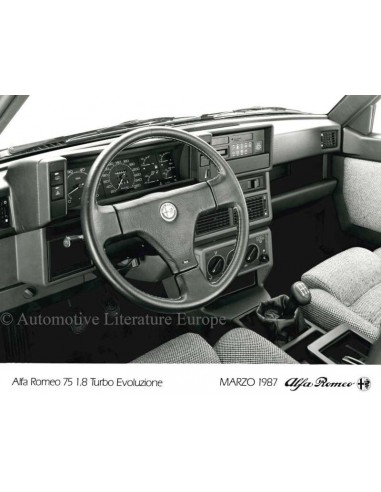 1987 ALFA ROMEO 75 1.8 TURBO EVOLUZIONE DASHBOARD PRESS PHOTO