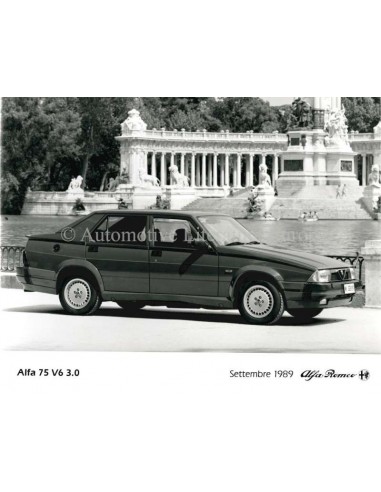 1989 ALFA ROMEO 75 V6 3.0 PRESS PHOTO