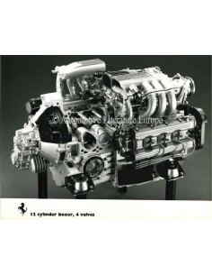 1983 FERRARI 12 CILINDERBOXER 4 KLEPPEN PERSFOTO