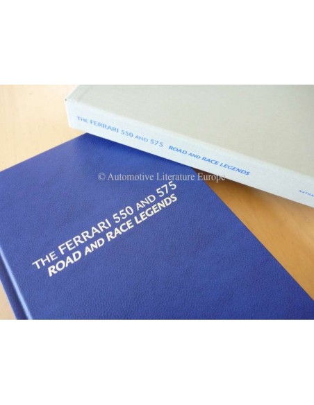 THE FERRARI 550 AND 575 ROAD AND RACE LEGENDS - THE BLUE LEATHER EDITION - NATHAN BEEHL - BOEK
