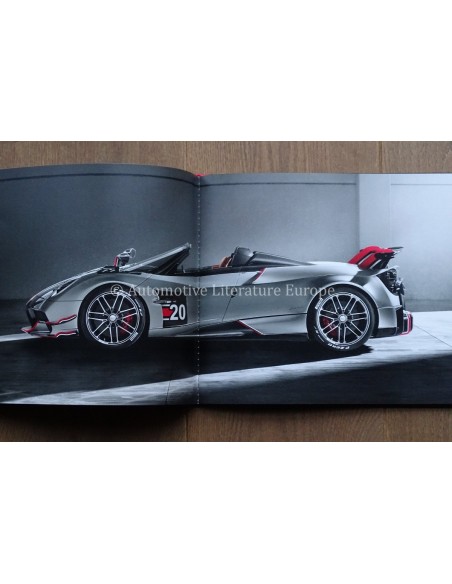 2020 PAGANI HUAYRA BC ROADSTER BROCHURE ITALIAN ENGLISH