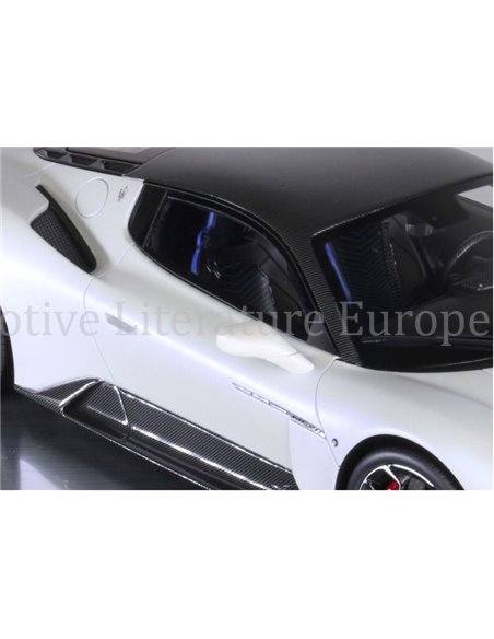 2020 MASERATI MC20 BIANCO AUDACE/CARBON ROOF BBR MODELCAR 1/120