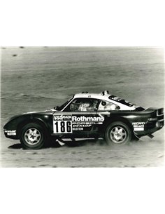 1986 PORSCHE 959 RALLY PARIS-DAKAR PRESS PHOTO