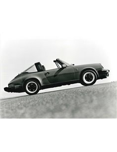 1989 PORSCHE 911 CARRERA TARGA PRESS PHOTO