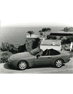 1990 PORSCHE 944 S2 CABRIO PRESSEBILD