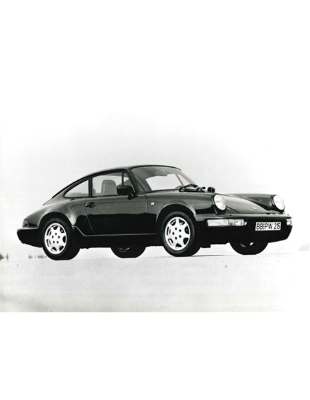 1989 PORSCHE 911 CARRERA 4 PRESS PHOTO