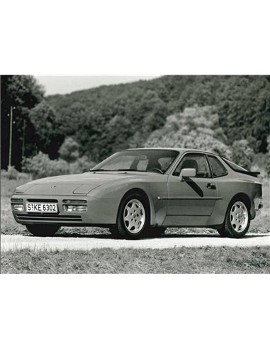 1990 PORSCHE 944 S2 PRESSEBILD