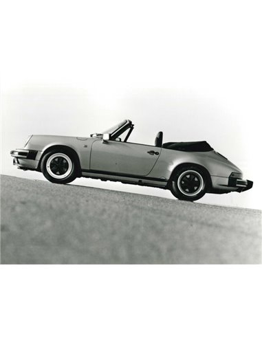 1989 PORSCHE 911 CARRERA CABRIO PRESS PHOTO