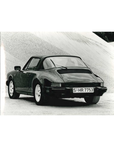 1984 PORSCHE 911 CARRERA TARGA PRESSEBILD