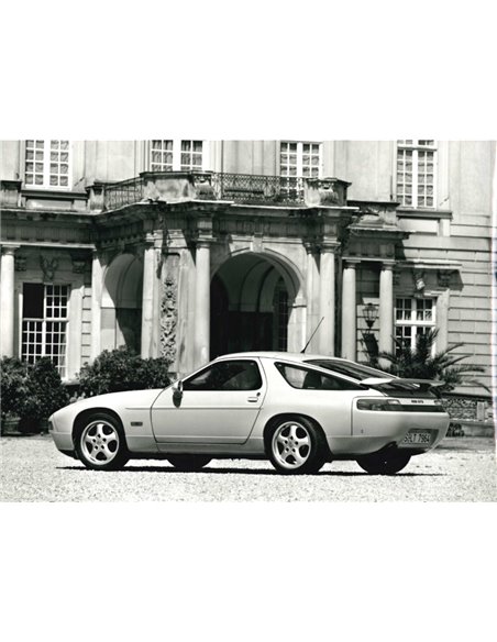 1995 PORSCHE 928 GT PRESS PHOTO