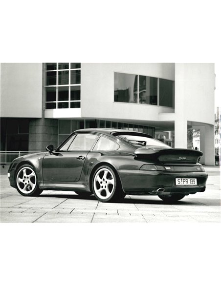 1995-1996 PORSCHE 911 TURBO PRESS PHOTO