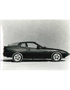 1988 PORSCHE 924S PERSFOTO