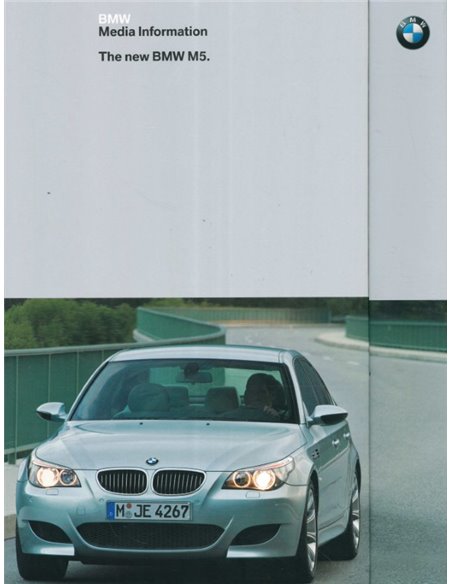 2004 BMW M5 HARDCOVER PRESSEMAPPE ENGLISCH