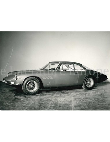 1964 FERRARI 500 SUPERFAST PRESS PHOTO