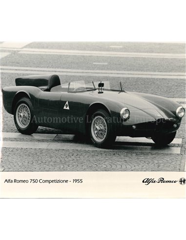 1967 ALFA ROMEO SPIDER 1750 VELOCE PRESS PHOTO