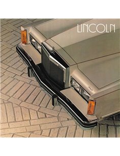 1982 LINCOLN TOWN CAR BROCHURE ENGLISH (US)