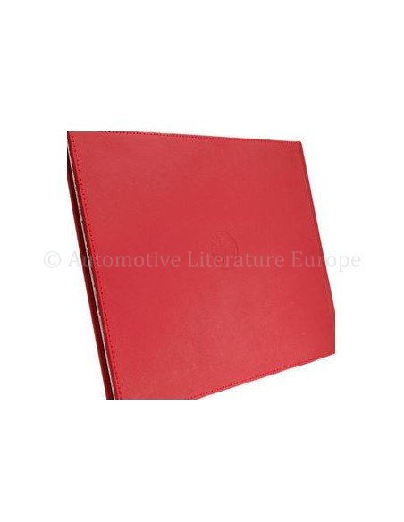 2009 ALFA ROMEO 8C SPIDER HARDCOVER PROSPEKT DEUTSCH