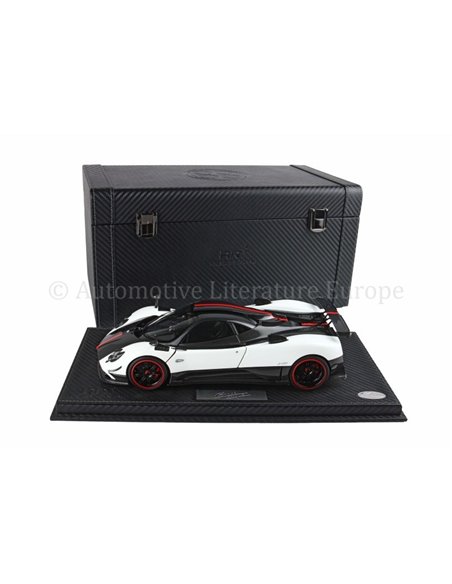 2008 PAGANI ZONDA CINQUE COUPE BIANCO BENNY RHD DIECAST FULL OPEN DIECAST MODELAUTO