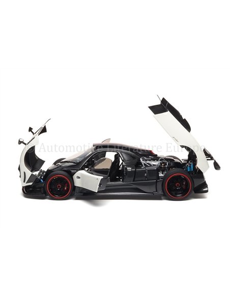 2008 PAGANI ZONDA CINQUE COUPE BIANCO BENNY RHD FULL OPEN DIECAST MODEL CAR