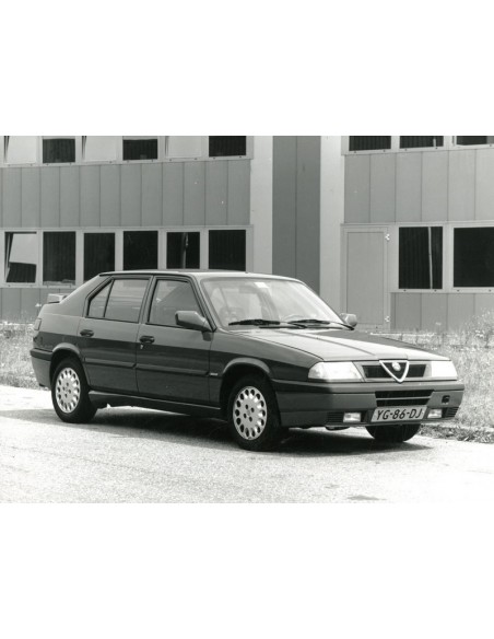 1990 ALFA ROMEO 33 PERSFOTO