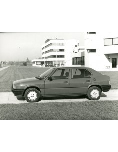 1984 ALFA ROMEO 33 PERSFOTO