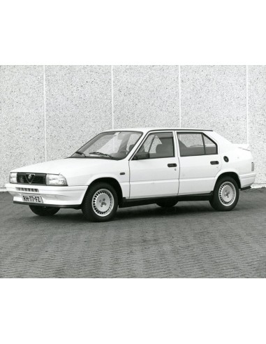 1986 ALFA ROMEO 33 PERSFOTO