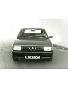 1985 ALFA ROMEO 33 PERSFOTO