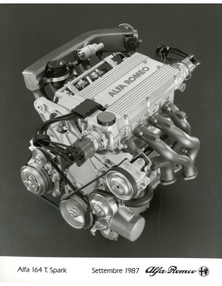 1987 ALFA ROMEO 164 TWIN SPARK MOTOR PERSFOTO