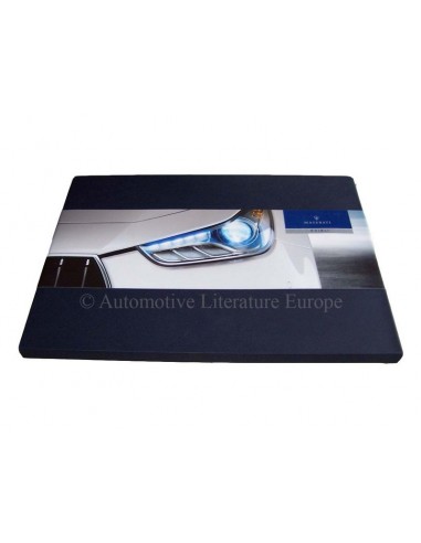 2014 MASERATI GHIBLI HARDCOVER BROCHURE ENGELS