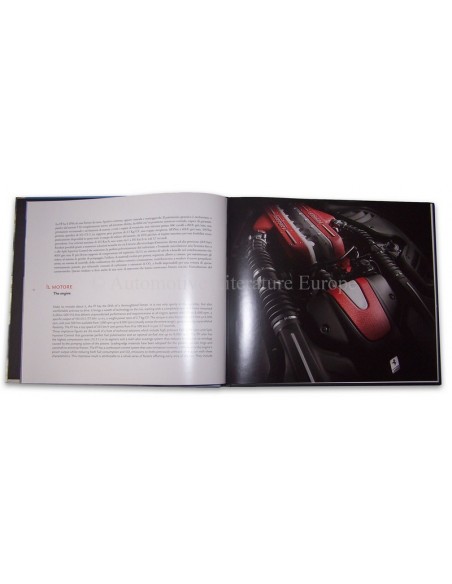 2011 FERRARI FF HARDCOVER BROCHURE 3819/11